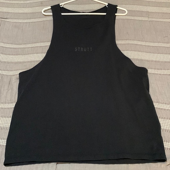 Other - Men’s workout stringer black size Large